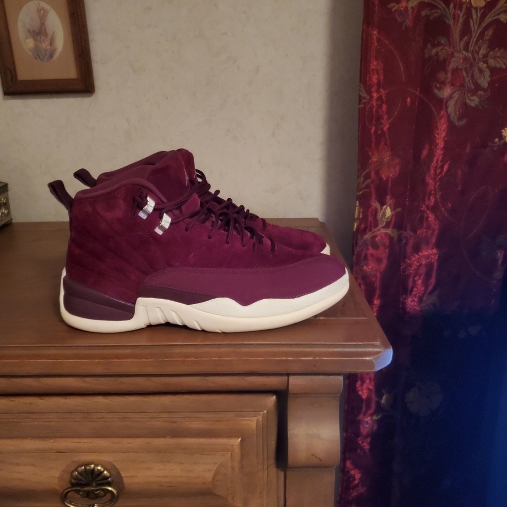 Men's shoes